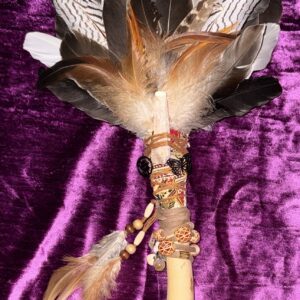 💎 Sacred Feather Wand – zuivering, verbinding & bescherming